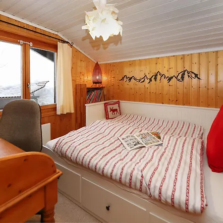 Chalet Cheechako By Interhome